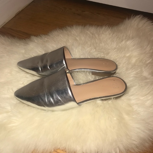 Target a new day Sandals - Picture 2 of 3